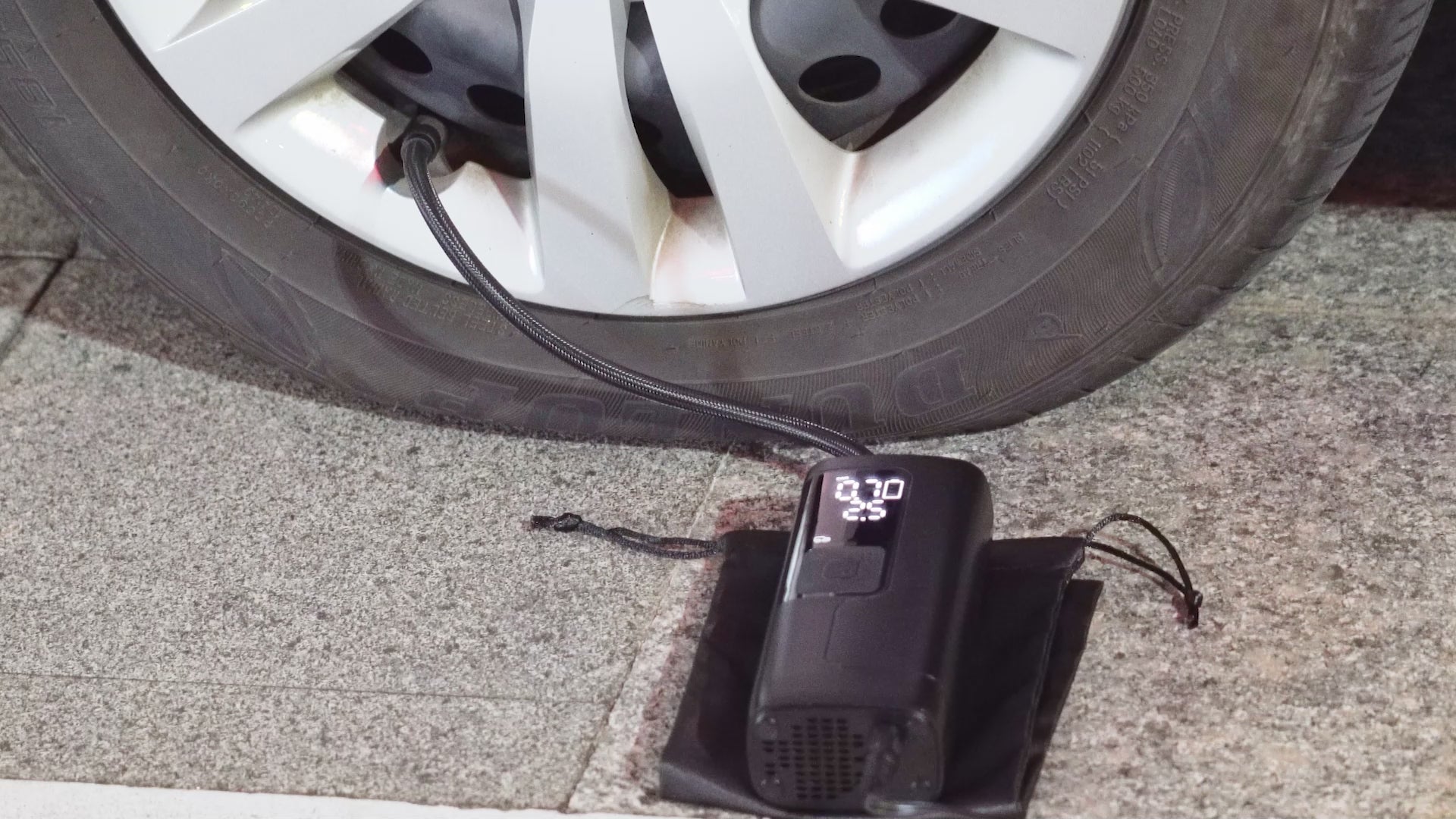 Load video: Multi-Purpose Tyre Inflator